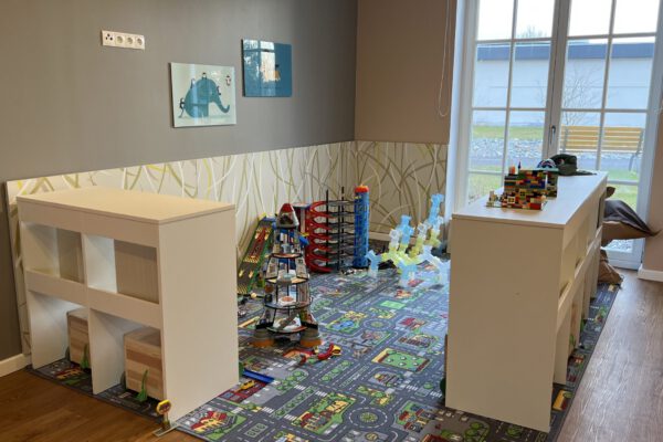 Kinderhaus 08 (Web) Kinderhaus 08 (Web)