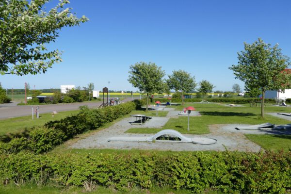 Minigolf 01 (Web) Minigolf 01 (Web)