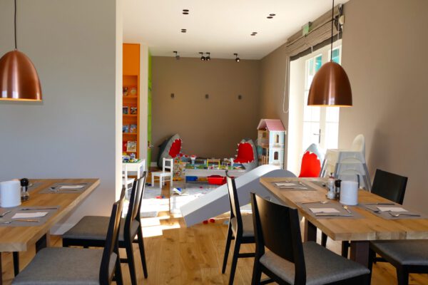 Restaurant 16 (Web) Restaurant 16 (Web)