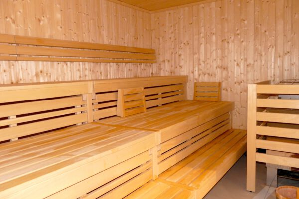 Sauna 02 (Web) Sauna 02 (Web)